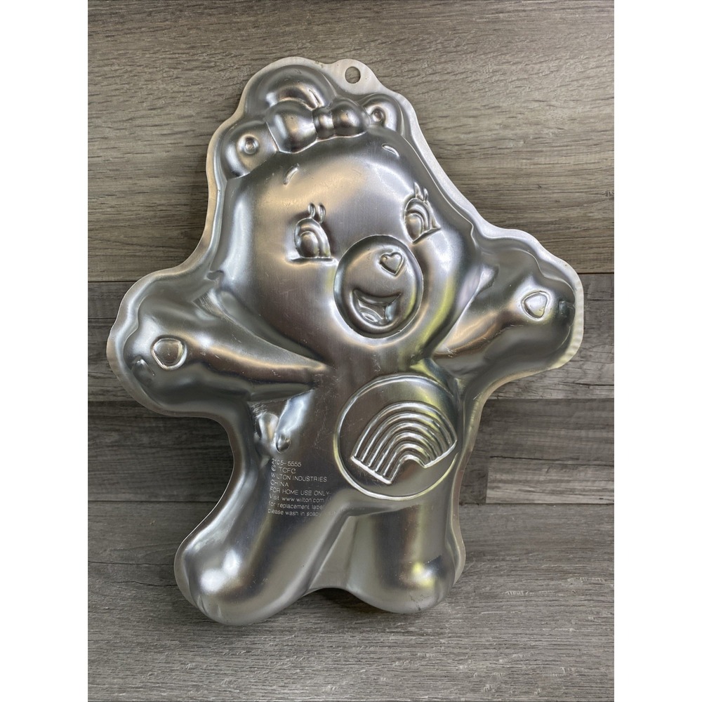 Wilton Care Bears Cheer Bear Aluminum Cake Pan Mold 2105-5555 Vintage 04 Silver